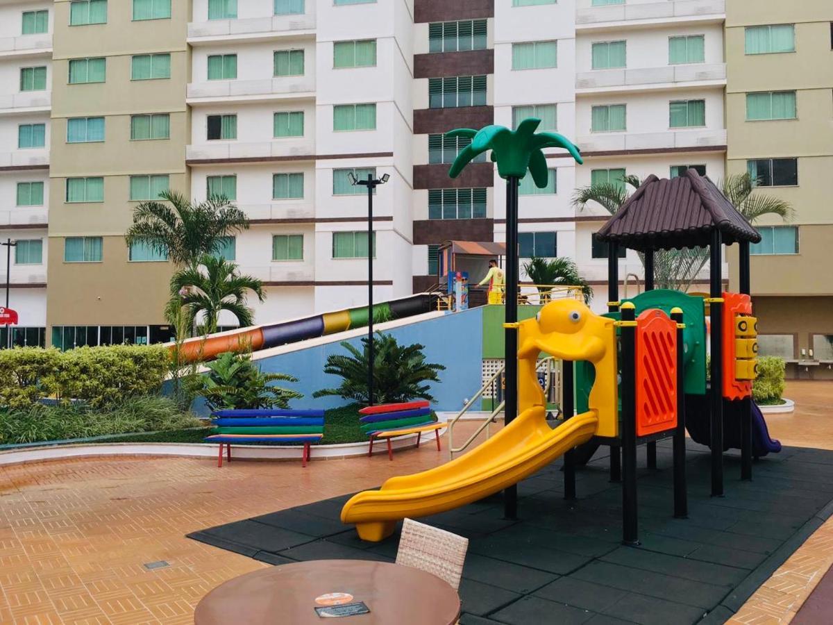 Prive Riviera Park Hotel Caldas Novas - Lindo Apartamento Inteiro Para 4 Pessoas Exterior photo